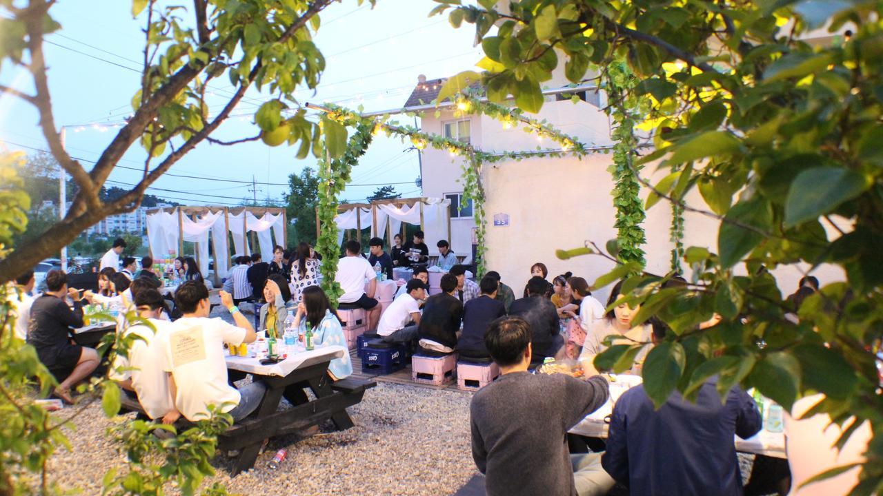 גנגנאונג Fall Guesthouse מראה חיצוני תמונה